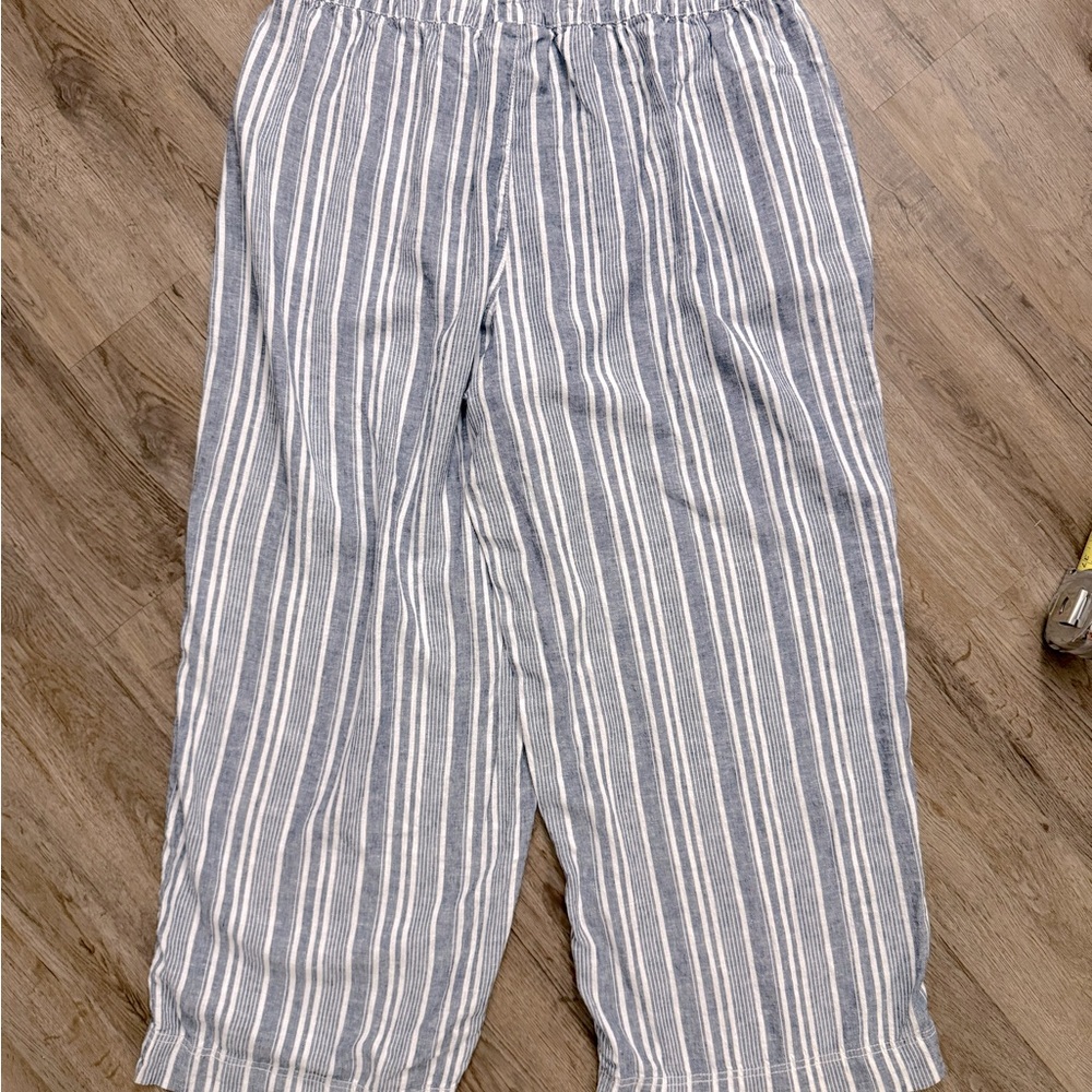 Lane Bryant • Soft Linen Wide Leg Pants - Picture 12 of 13